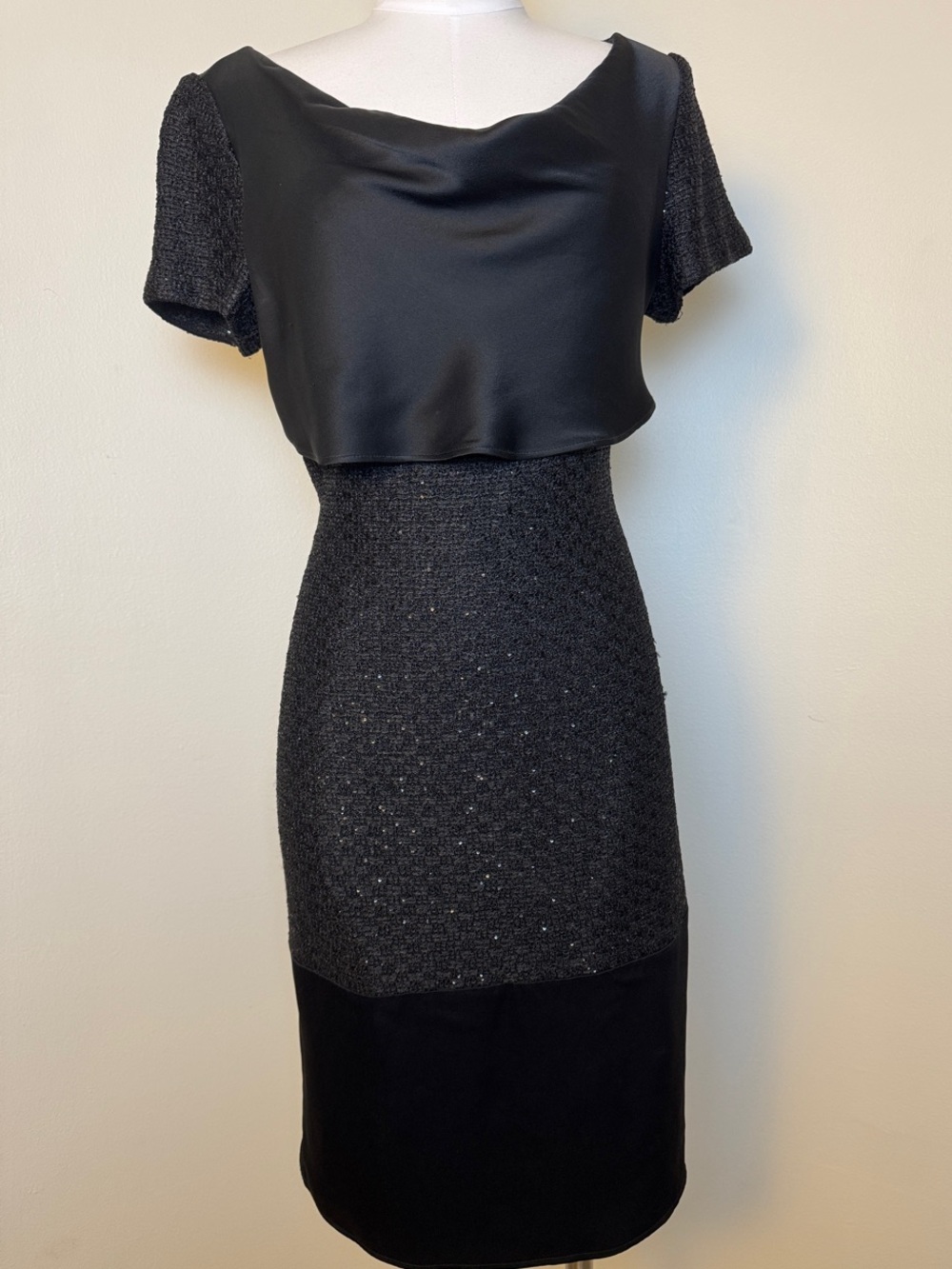 St John Black Mixed Media Sequin Knit Velvet Trim Dress Size 8